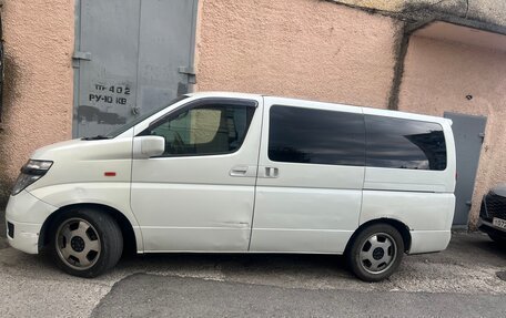Nissan Elgrand III, 2003 год, 699 000 рублей, 3 фотография