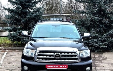Toyota Sequoia II рестайлинг, 2012 год, 5 200 000 рублей, 2 фотография