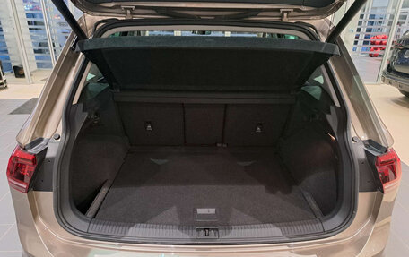 Volkswagen Tiguan II, 2017 год, 3 290 000 рублей, 12 фотография