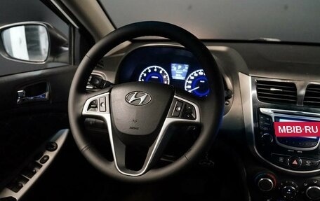 Hyundai Solaris II рестайлинг, 2012 год, 890 000 рублей, 14 фотография