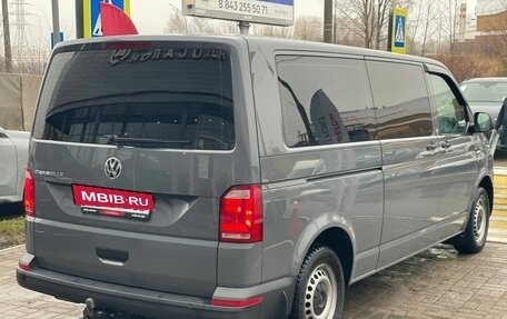 Volkswagen Caravelle T6 рестайлинг, 2019 год, 3 990 000 рублей, 5 фотография