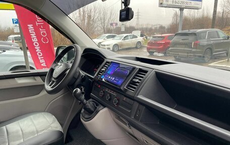 Volkswagen Caravelle T6 рестайлинг, 2019 год, 3 990 000 рублей, 21 фотография