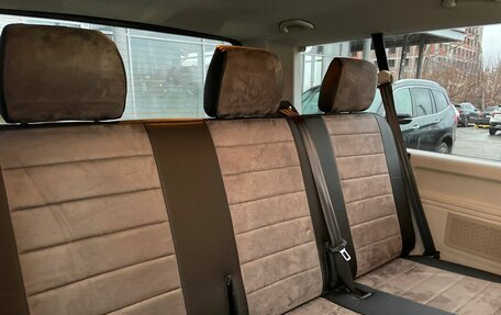 Volkswagen Caravelle T6 рестайлинг, 2019 год, 3 990 000 рублей, 26 фотография