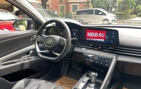 Hyundai Elantra, 2022 год, 1 430 000 рублей, 9 фотография