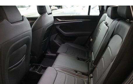 Skoda Kodiaq, 2025 год, 6 350 000 рублей, 11 фотография