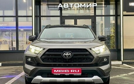 Toyota RAV4, 2025 год, 4 350 000 рублей, 2 фотография