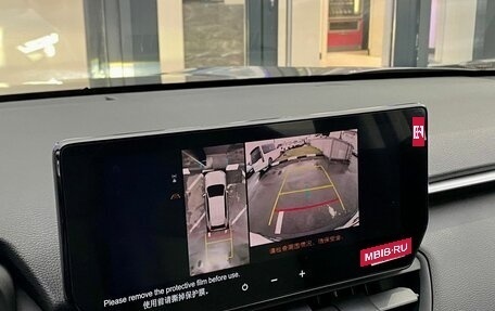 Toyota RAV4, 2025 год, 4 350 000 рублей, 33 фотография