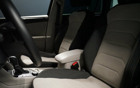 Volkswagen Tiguan II, 2017 год, 2 570 000 рублей, 10 фотография