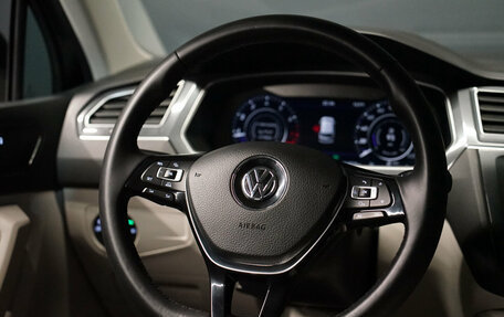 Volkswagen Tiguan II, 2017 год, 2 570 000 рублей, 14 фотография