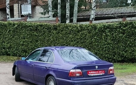 BMW 5 серия, 1999 год, 620 000 рублей, 1 фотография