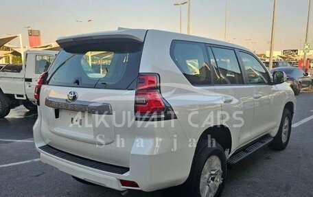 Toyota Land Cruiser Prado, 2025 год, 8 000 000 рублей, 3 фотография