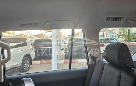 Toyota Land Cruiser Prado, 2025 год, 8 000 000 рублей, 14 фотография