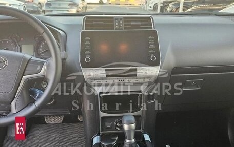 Toyota Land Cruiser Prado, 2025 год, 8 000 000 рублей, 8 фотография