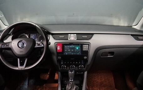 Skoda Octavia, 2017 год, 2 085 000 рублей, 20 фотография