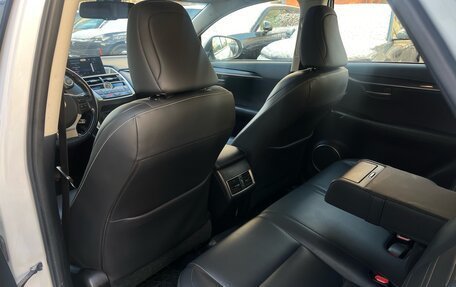 Lexus NX I, 2015 год, 2 699 000 рублей, 10 фотография