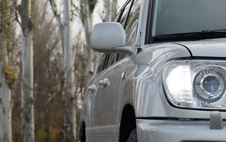 Toyota Land Cruiser 100 рестайлинг 2, 2006 год, 2 700 000 рублей, 15 фотография