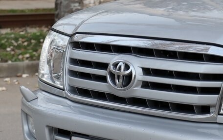 Toyota Land Cruiser 100 рестайлинг 2, 2006 год, 2 700 000 рублей, 8 фотография