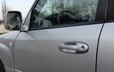 Toyota Land Cruiser 100 рестайлинг 2, 2006 год, 2 700 000 рублей, 18 фотография