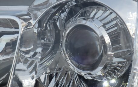 Toyota Land Cruiser 100 рестайлинг 2, 2006 год, 2 700 000 рублей, 17 фотография