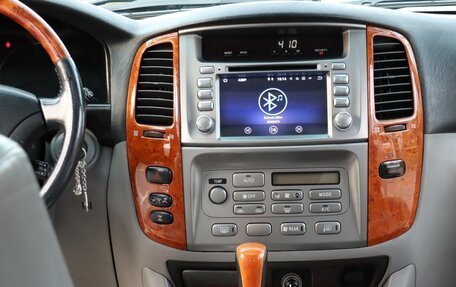 Toyota Land Cruiser 100 рестайлинг 2, 2006 год, 2 700 000 рублей, 25 фотография