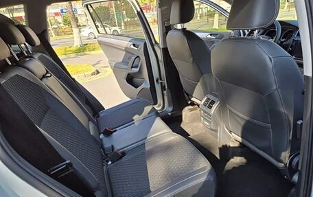 Volkswagen Tiguan II, 2021 год, 2 220 000 рублей, 11 фотография