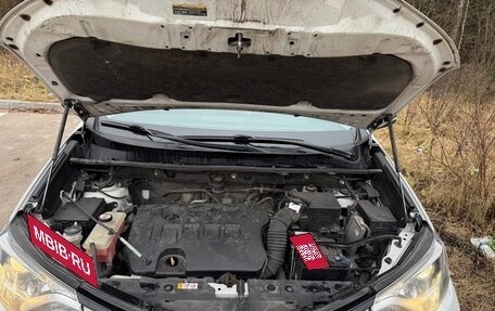 Toyota RAV4, 2018 год, 2 400 000 рублей, 5 фотография