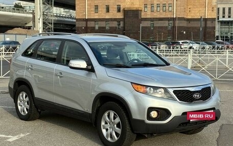 KIA Sorento II рестайлинг, 2010 год, 1 000 000 рублей, 9 фотография