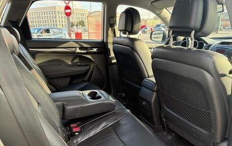 KIA Sorento II рестайлинг, 2010 год, 1 000 000 рублей, 18 фотография