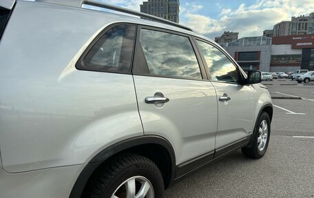 KIA Sorento II рестайлинг, 2010 год, 1 000 000 рублей, 30 фотография