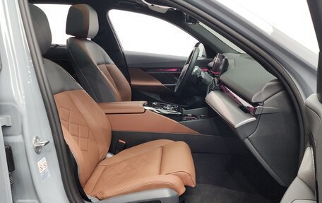 BMW 5 серия, 2024 год, 8 540 000 рублей, 11 фотография