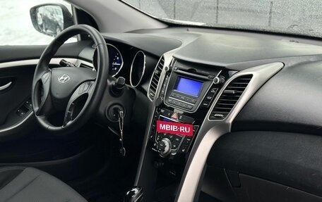 Hyundai i30 II рестайлинг, 2012 год, 749 000 рублей, 12 фотография