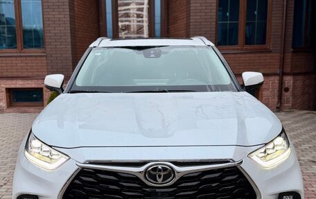 Toyota Highlander, 2025 год, 5 600 000 рублей, 1 фотография