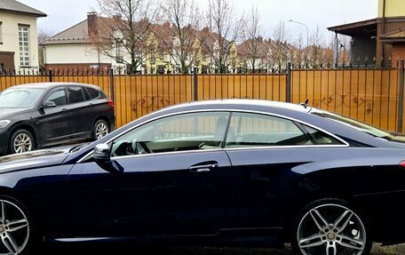 Mercedes-Benz E-Класс, 2013 год, 2 500 000 рублей, 3 фотография