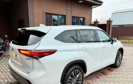 Toyota Highlander, 2025 год, 5 600 000 рублей, 8 фотография