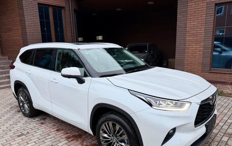 Toyota Highlander, 2025 год, 5 600 000 рублей, 11 фотография