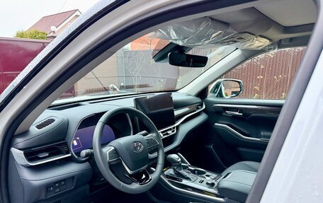 Toyota Highlander, 2025 год, 5 600 000 рублей, 12 фотография