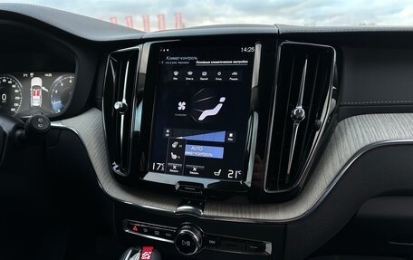 Volvo XC60 II, 2020 год, 4 490 000 рублей, 17 фотография