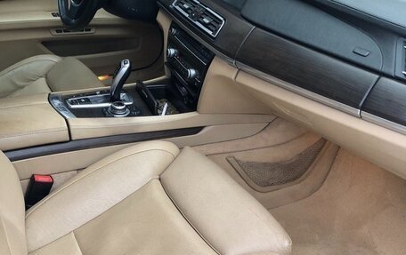 BMW 7 серия, 2009 год, 1 580 000 рублей, 12 фотография