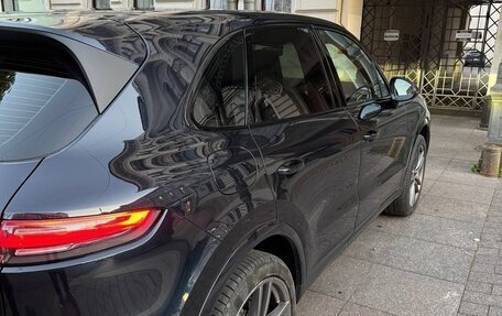 Porsche Cayenne III, 2020 год, 9 800 000 рублей, 3 фотография