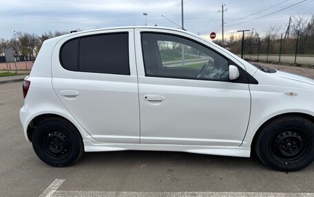 Toyota Vitz, 2000 год, 410 000 рублей, 4 фотография