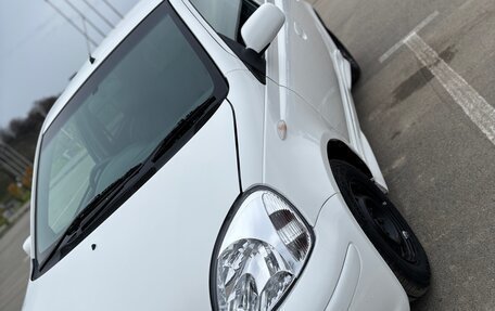 Toyota Vitz, 2000 год, 410 000 рублей, 6 фотография