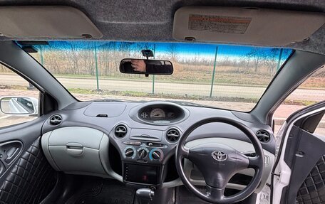 Toyota Vitz, 2000 год, 410 000 рублей, 12 фотография