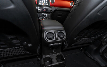 Jeep Gladiator, 2021 год, 7 550 000 рублей, 14 фотография