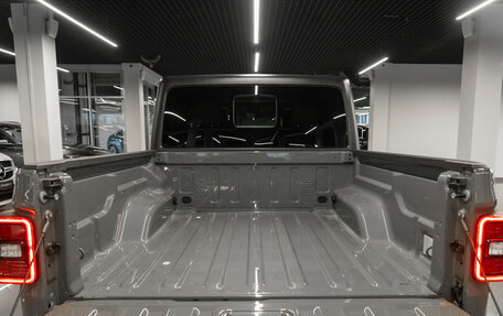 Jeep Gladiator, 2021 год, 7 550 000 рублей, 25 фотография