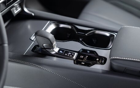 Lexus RX IV рестайлинг, 2025 год, 15 868 000 рублей, 18 фотография