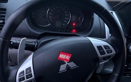 Mitsubishi Pajero Sport II рестайлинг, 2013 год, 1 900 000 рублей, 21 фотография