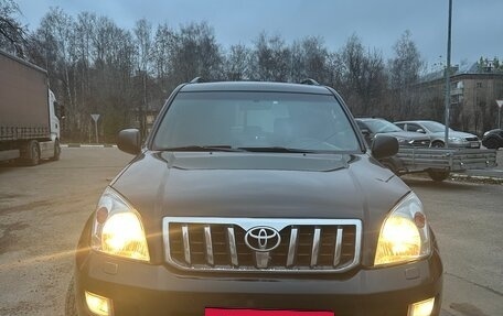 Toyota Land Cruiser Prado 120 рестайлинг, 2006 год, 1 400 000 рублей, 2 фотография