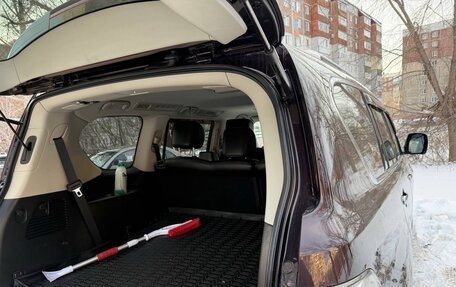 Nissan Patrol, 2011 год, 2 150 000 рублей, 22 фотография