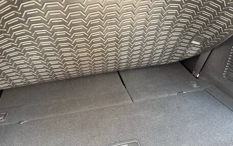 Nissan Patrol, 2011 год, 2 150 000 рублей, 24 фотография