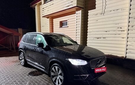 Volvo XC90 II рестайлинг, 2022 год, 7 000 000 рублей, 2 фотография